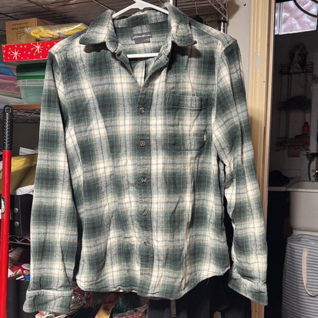 Eddie Bauer Men's Green Plaid Flannel